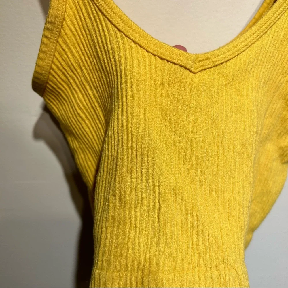 Urban Outfitters Out From Under Cropped Tank - Picture 5 of 6